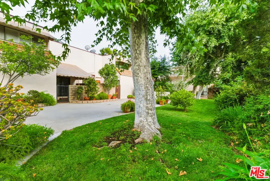 5243 Yarmouth Avenue #31, Encino, CA 91316 - #2