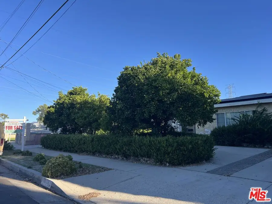 9278 Kewen Avenue, Sun Valley, CA 91352 - #3