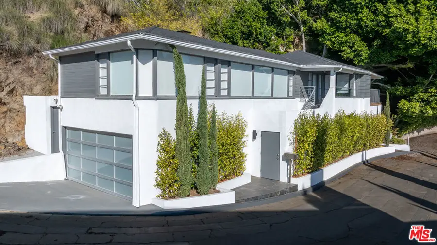 8501 Hedges Place, Los Angeles, CA 90069 - #2