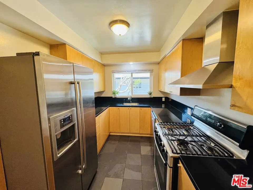 912 6th Street #8, Santa Monica, CA 90403 - #1