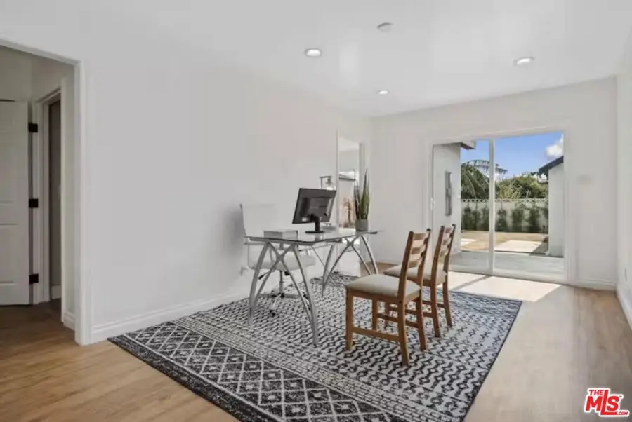 5750 5th Avenue, Los Angeles, CA 90043 - #2