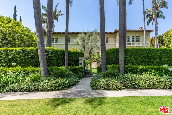 1017 N Roxbury Drive, Beverly Hills, CA 90210