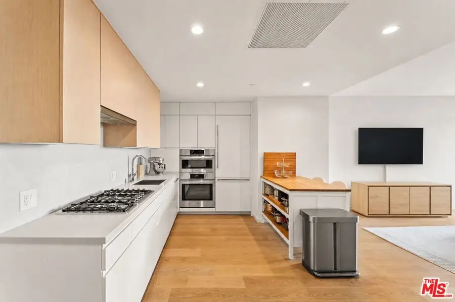 877 Francisco Street #1716, Los Angeles, CA 90017 - #2