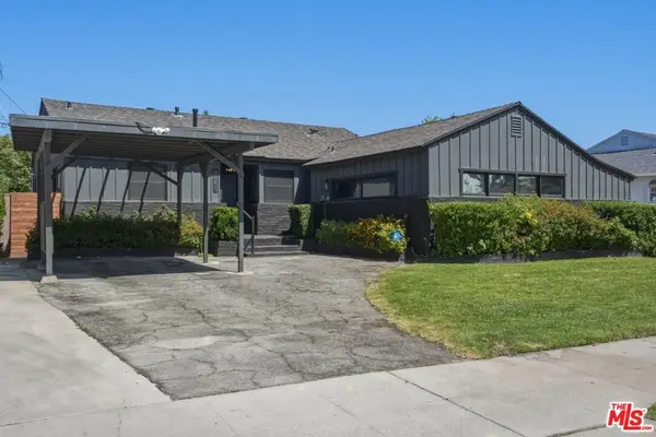 7960 Aldea Avenue, Lake Balboa, CA 91406