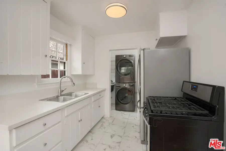 10603 Camarillo Street, North Hollywood, CA 91602 - #3
