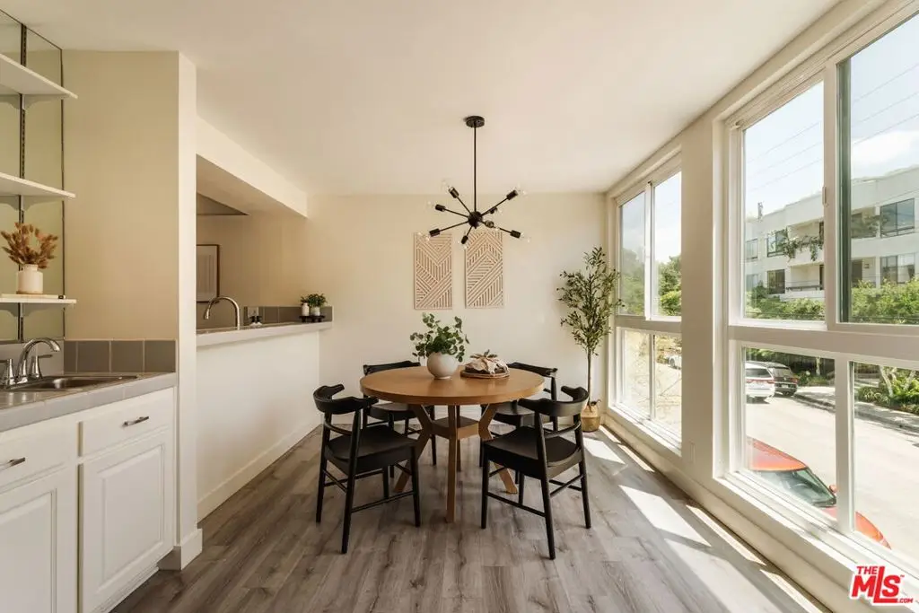 911 N Kings Road #110, West Hollywood, CA 90069 - #1