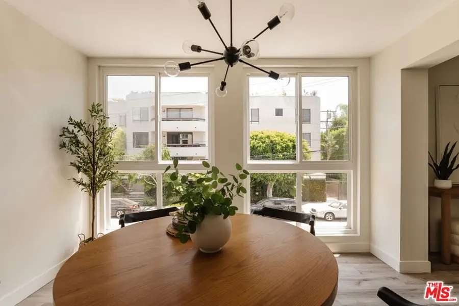 911 N Kings Road #110, West Hollywood, CA 90069 - #2