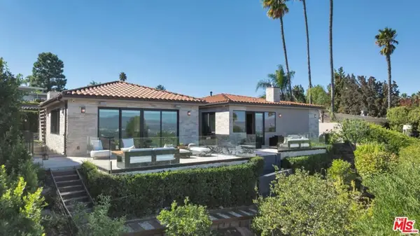 3116 Elvido Drive, Los Angeles, CA 90049