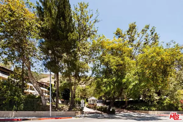 2700 Cahuenga Boulevard #4303, Los Angeles, CA 90068