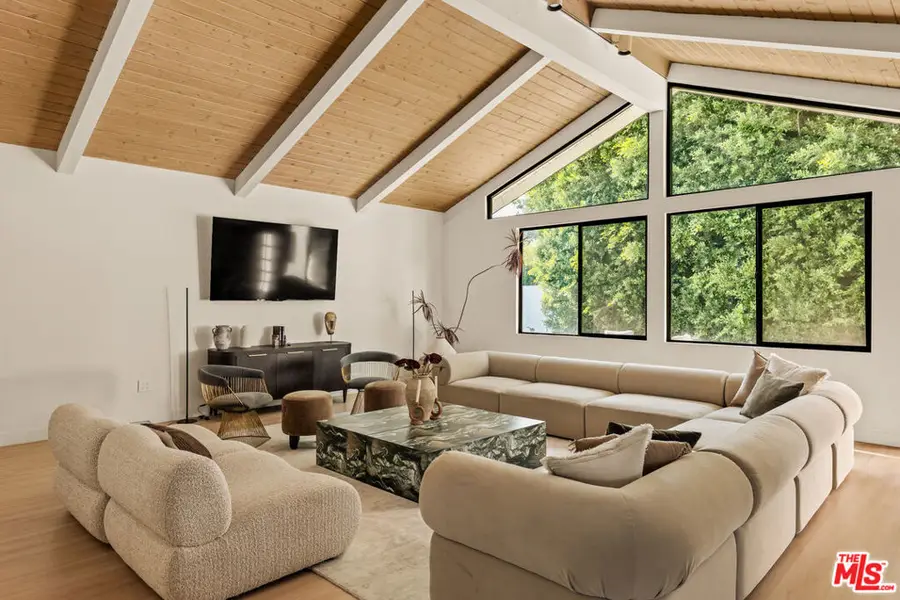 14011 Magnolia Boulevard, Sherman Oaks, CA 91423 - #3