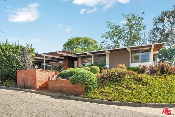 1500 N Tigertail Road, Los Angeles, CA 90049