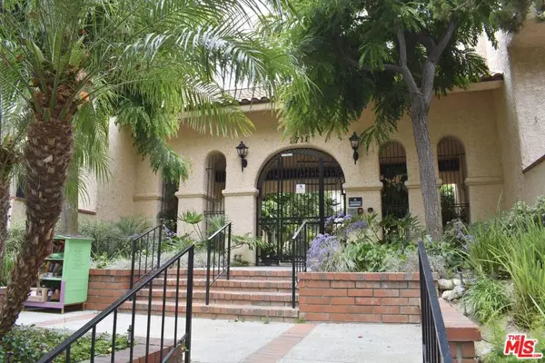 1711 Grismer Avenue #63, Burbank, CA 91504