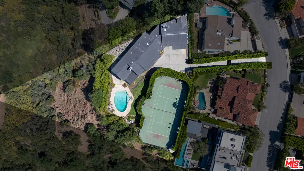 1612 Stradella Road, Los Angeles, CA 90077 - #1