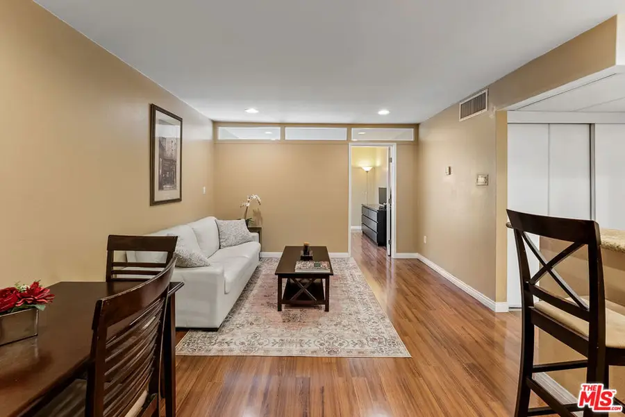 5257 Radford Avenue #103, Valley Village, CA 91607 - #3