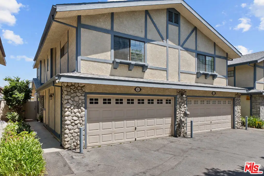 18435 Keswick Street #8, Reseda, CA 91335 - #1