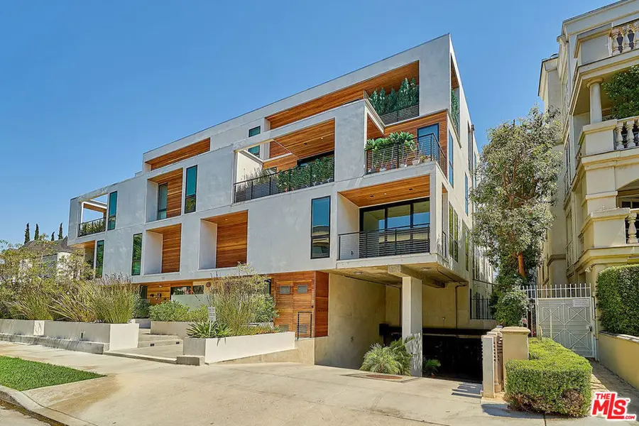 132 N Swall Drive #301, Los Angeles, CA 90048 - #2