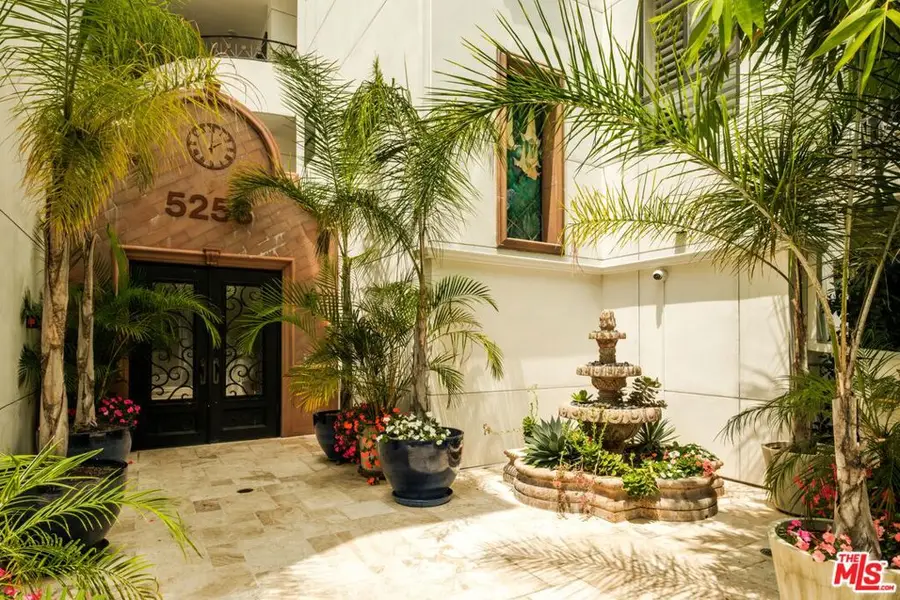 5253 Vantage Avenue #105, Valley Village, CA 91607 - #2