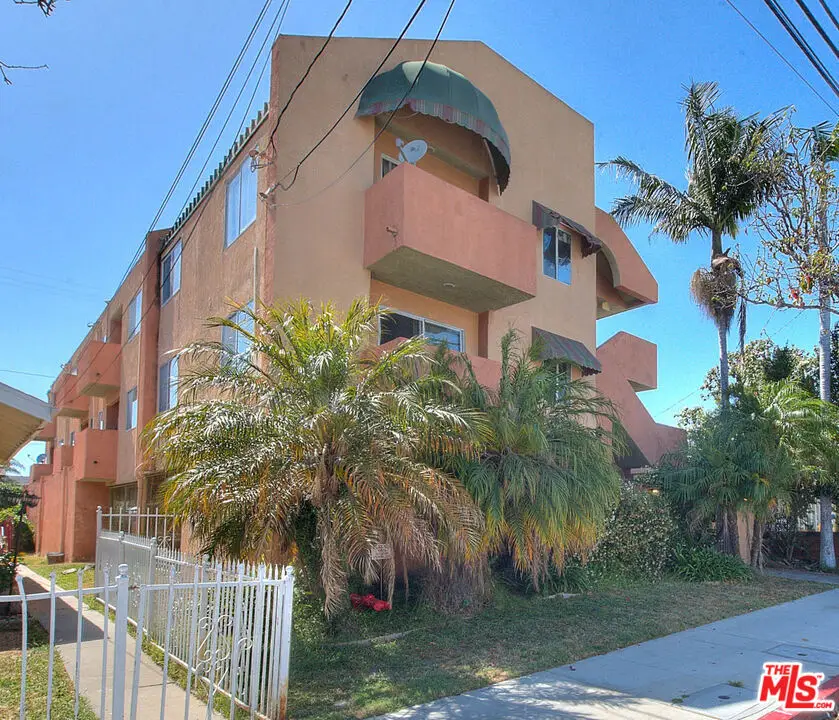 1485 Obispo Avenue #6, Long Beach, CA 90804 - #2