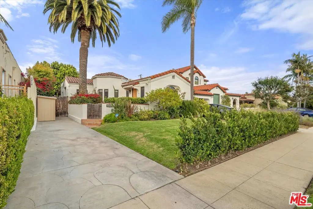 2214 Parnell Avenue, Los Angeles, CA 90064 - #1