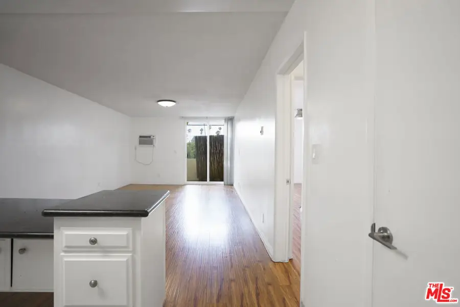 425 S Kenmore Avenue #311, Los Angeles, CA 90020 - #3