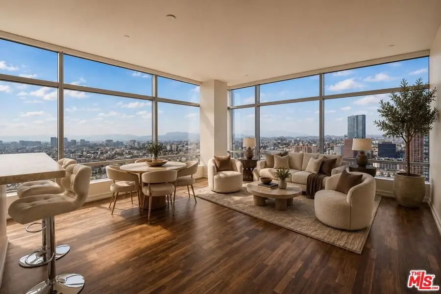 900 W Olympic Boulevard #34J, Los Angeles, CA 90015 - #3