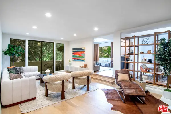 1434 Greenfield Avenue #102, Los Angeles, CA 90025