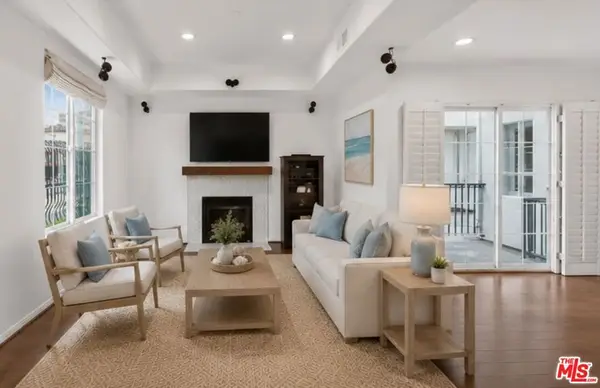 7301 W Manchester Avenue #117, Los Angeles, CA 90045