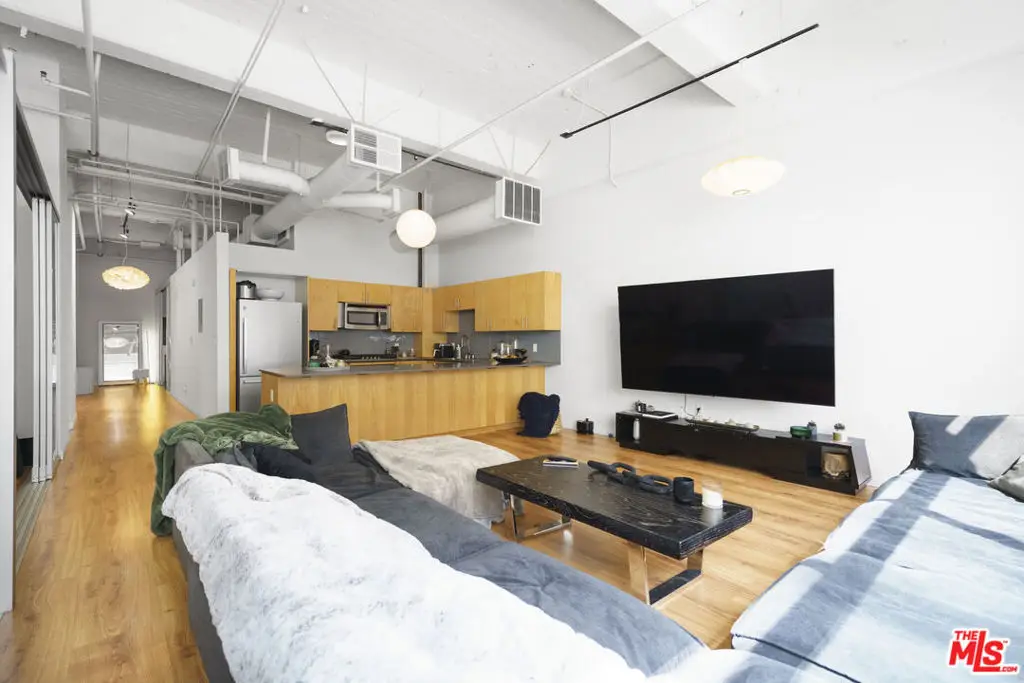 1130 S Flower Street #215, Los Angeles, CA 90015 - #1