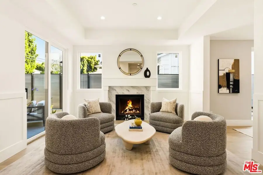 4423 Noble Avenue, Sherman Oaks, CA 91403 - #3