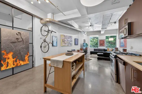849 S Broadway #203, Los Angeles, CA 90014