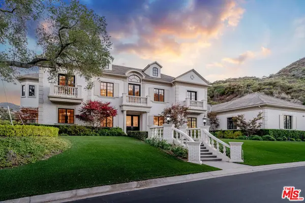 3063 W Stafford Road, Thousand Oaks, CA 91361