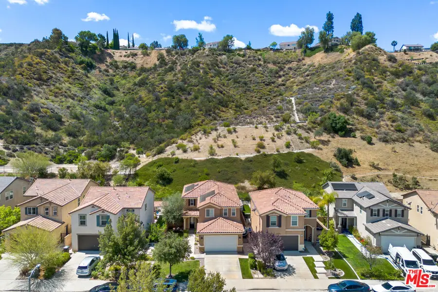 19850 Holly Drive, Santa Clarita, CA 91350 - #3
