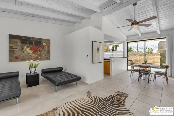 858 N Calle De Mimosas, Palm Springs, CA 92262