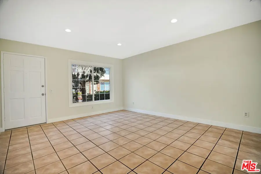 10065 De Soto Avenue #304, Chatsworth, CA 91311 - #2