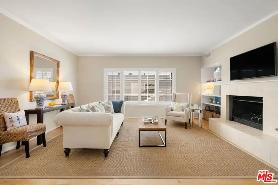 1247 10th Street #4, Santa Monica, CA 90401 - #2