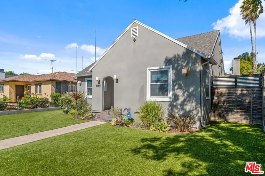 4460 Stansbury Avenue, Sherman Oaks, CA 91423 - #3