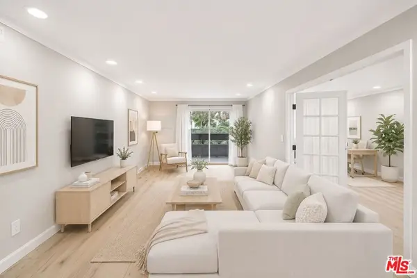 2700 Cahuenga Boulevard #4220, Los Angeles, CA 90068
