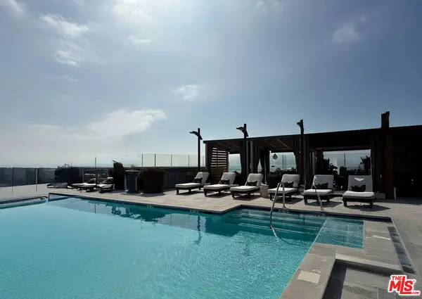 1755 Ocean Avenue Avenue #203, Santa Monica, CA 90401