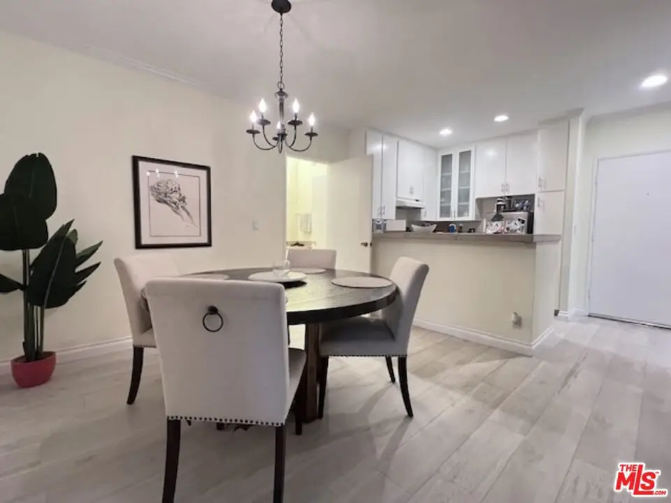 11645 Montana Avenue #323, Los Angeles, CA 90049 - #1