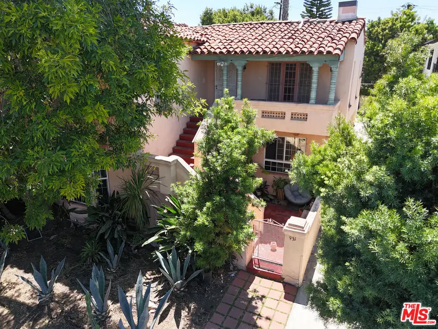 931 S Holt Avenue, Los Angeles, CA 90035 - #3