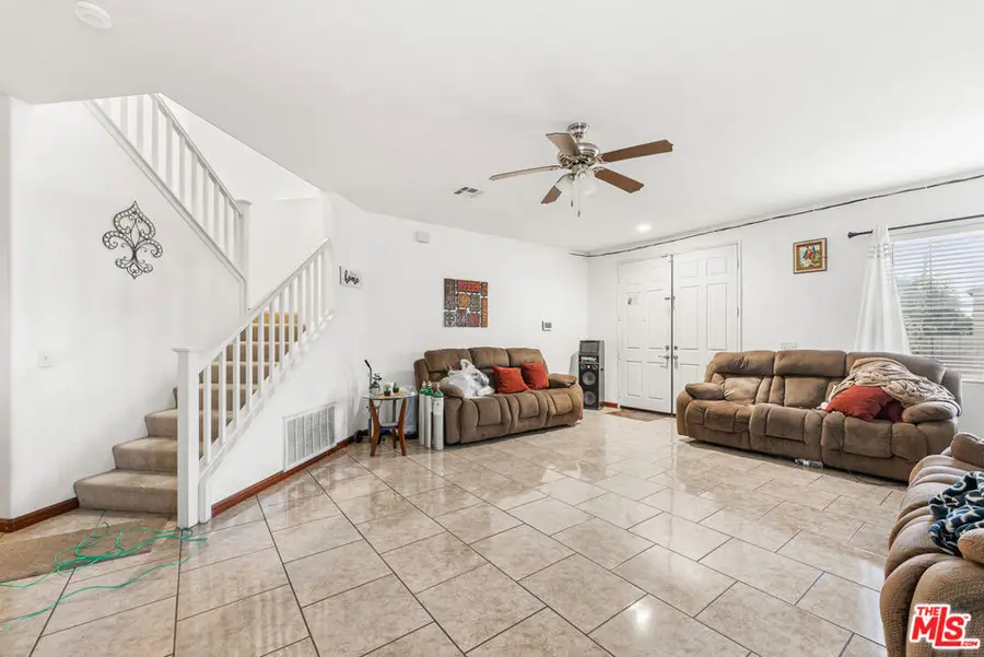 43525 Rucker Street, Lancaster, CA 93535 - #3