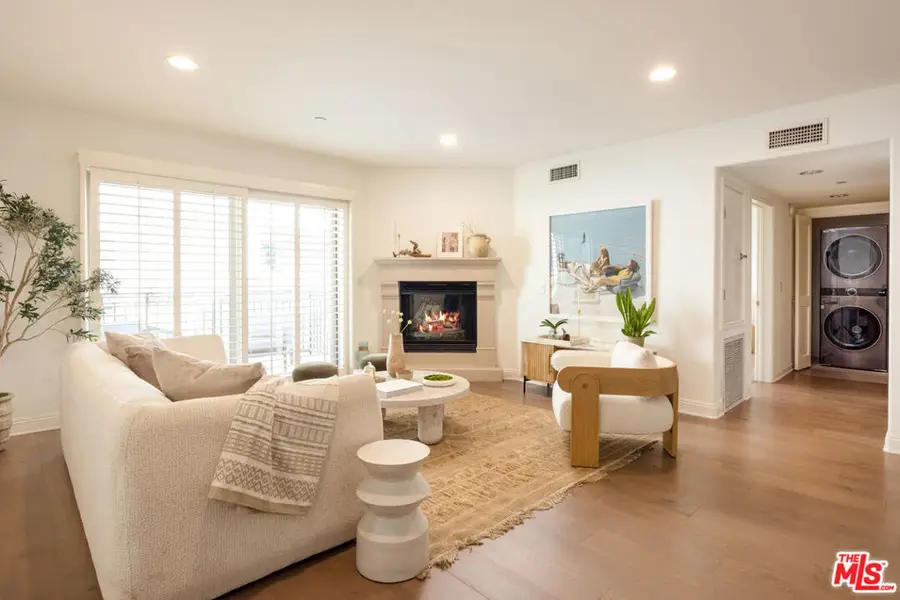 8238 W Manchester Avenue #206, Playa Del Rey, CA 90293 - #3