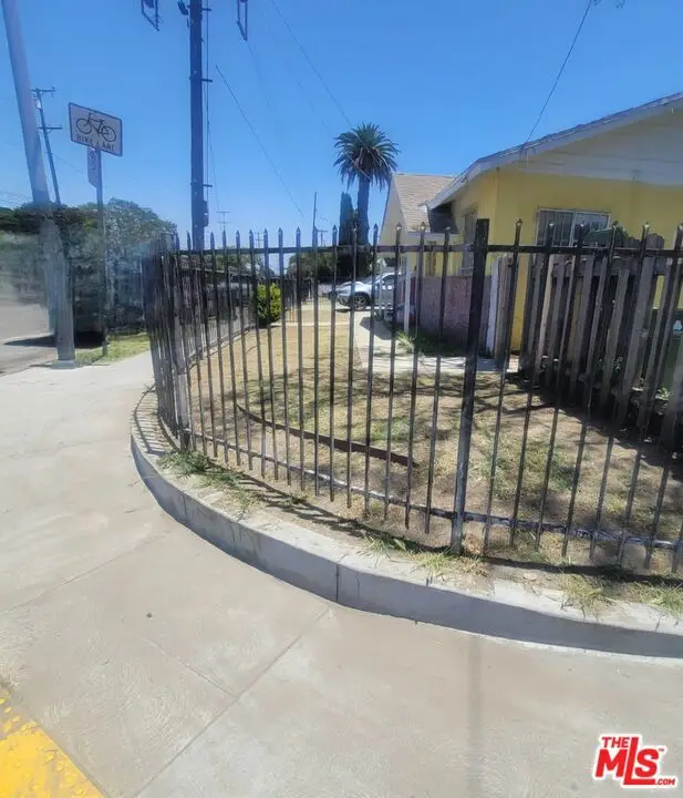 1854 E 92nd Street, Los Angeles, CA 90002 - #2