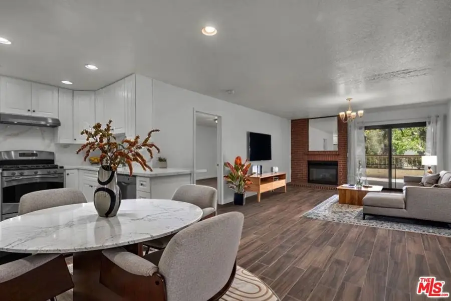 8600 Tuscany Avenue #202, Playa Del Rey, CA 90293 - #3