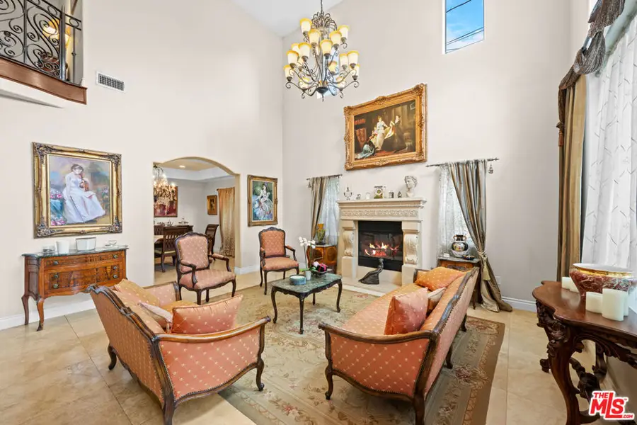 5419 Tampa Avenue, Tarzana, CA 91356 - #2