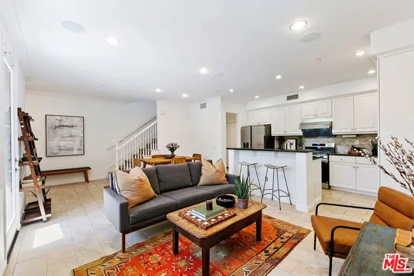 1572 Silver Shadow Drive, Newbury Park, CA 91320