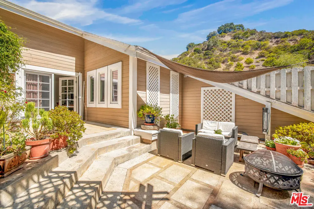 1647 N Beverly Glen Boulevard, Los Angeles, CA 90077 - #1