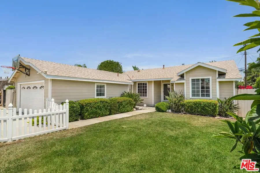 9134 Swinton Avenue, North Hills, CA 91343 - #3