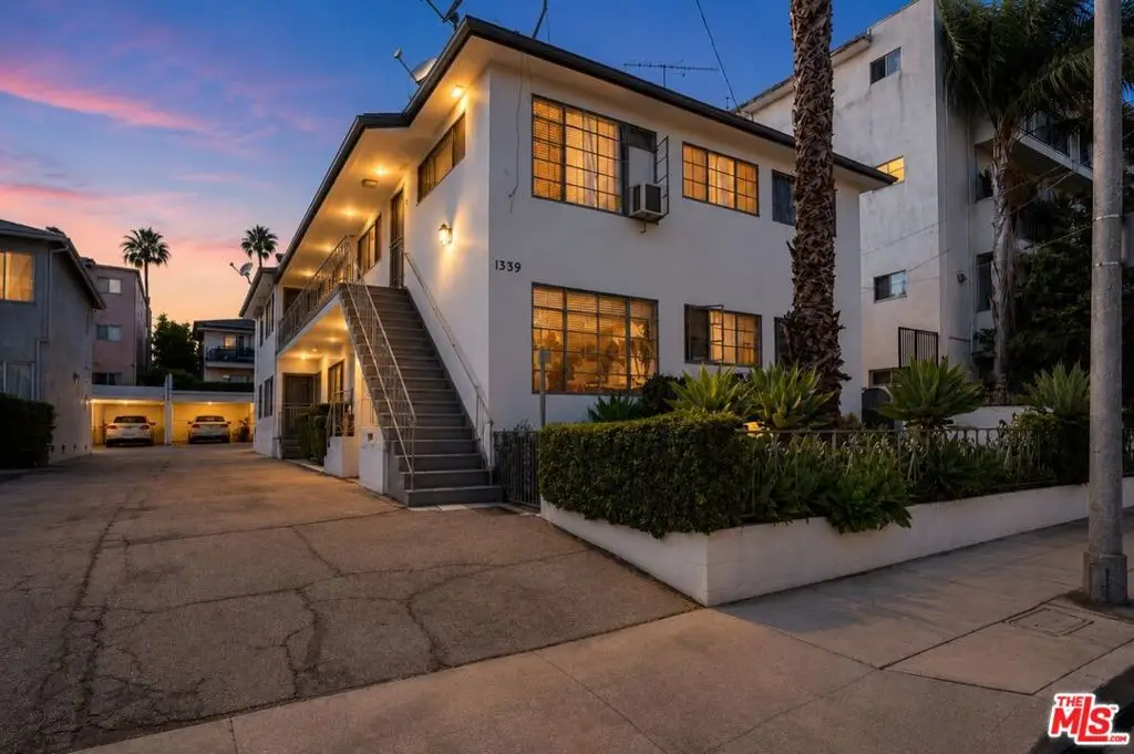 1339 N Vista Street, Los Angeles, CA 90046 - #1