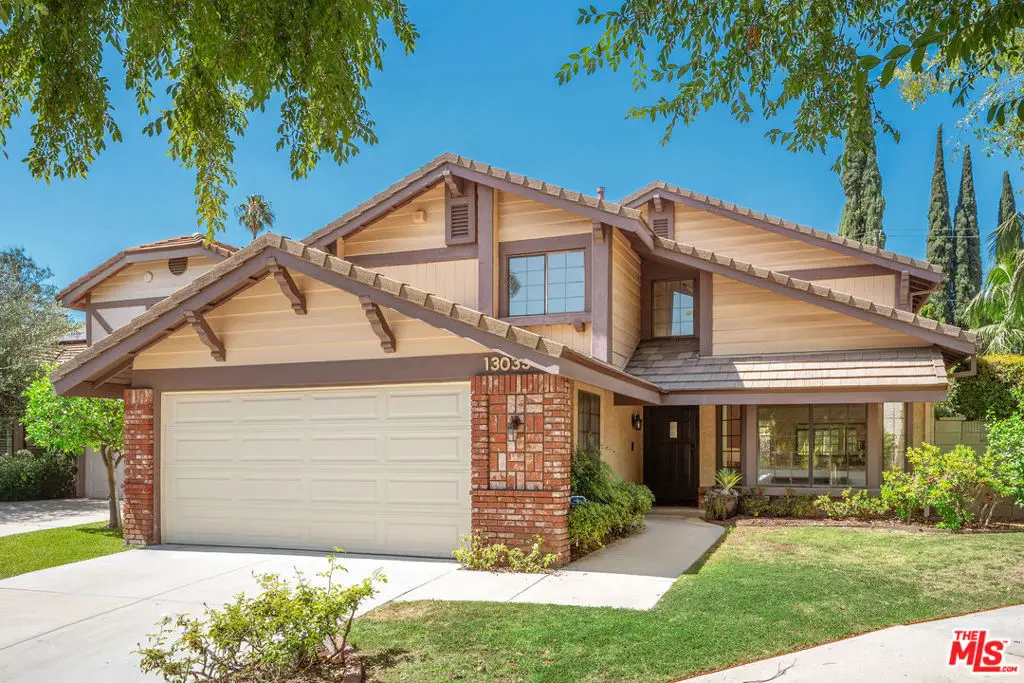 13033 Magnolia Boulevard, Sherman Oaks, CA 91423 - #1